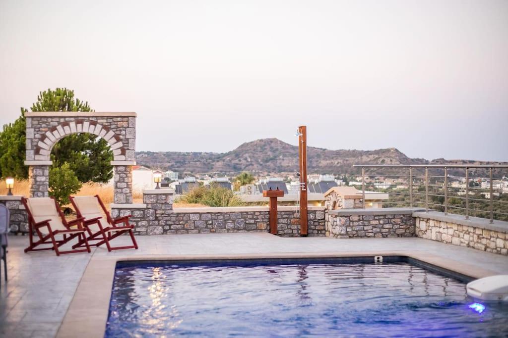 Des & Coo Luxury Villa With Private Pool Faliraki Eksteriør billede
